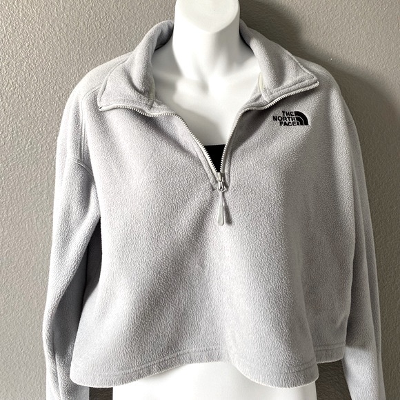The North Face 100 Glacier 1/4 zip cropped fleece in gray Medium - Picture 10 of 16